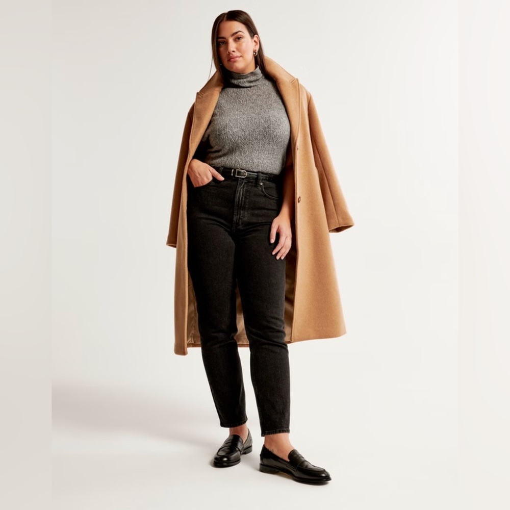 NWT A&F Curve Love Ultra High Rise Ankle Straight Jean (Size 27 X-SHORT)